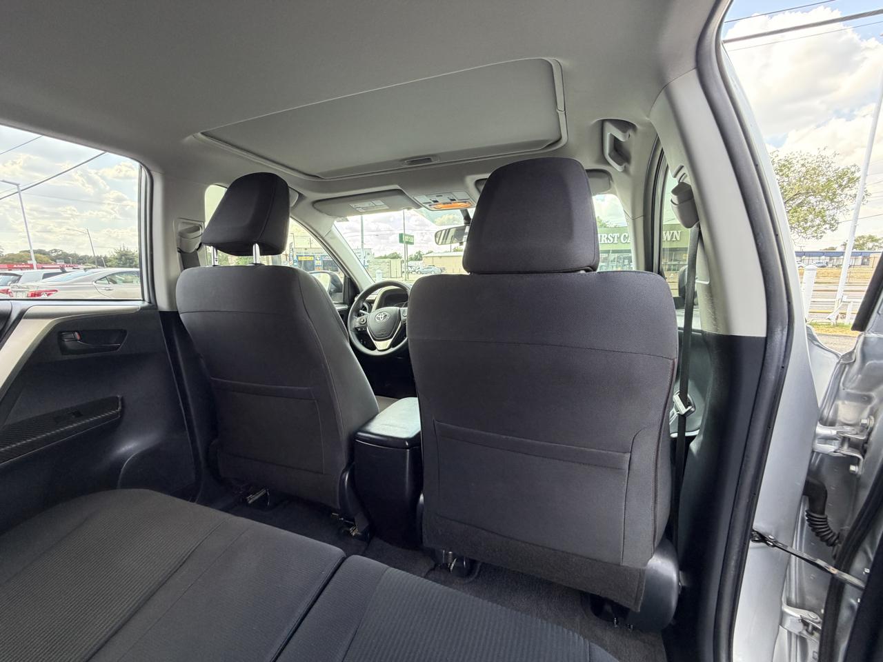 Toyota RAV4 XLE FWD 2013