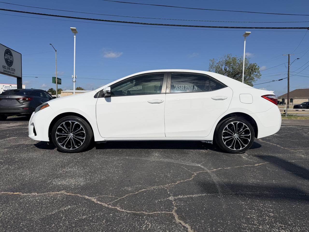 Toyota Corolla LE CVT 2015