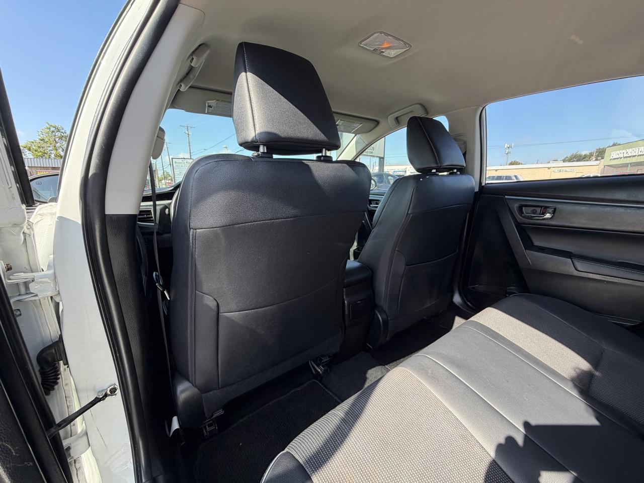 Toyota Corolla LE CVT 2015