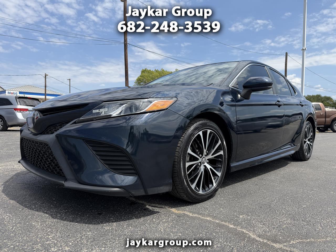 Toyota Camry SE 2019