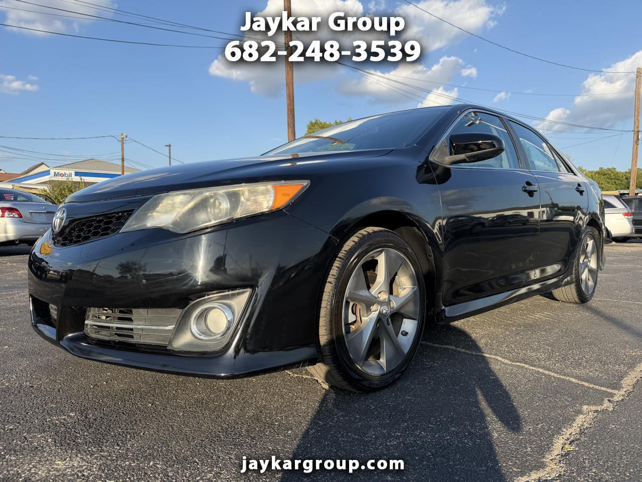 Toyota Camry SE 2014