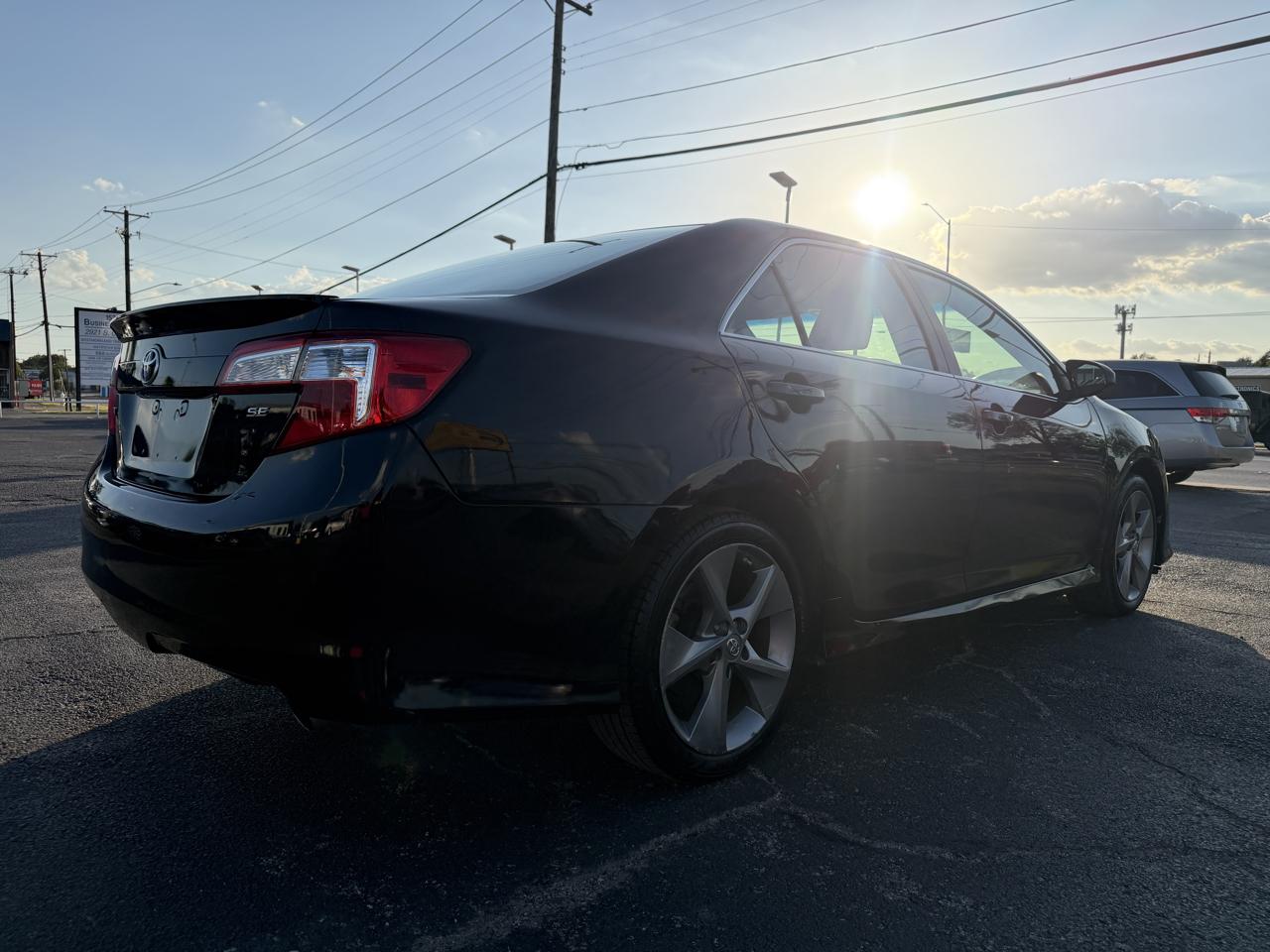Toyota Camry SE 2014