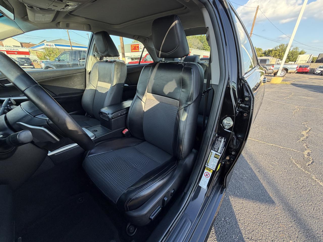 Toyota Camry SE 2014