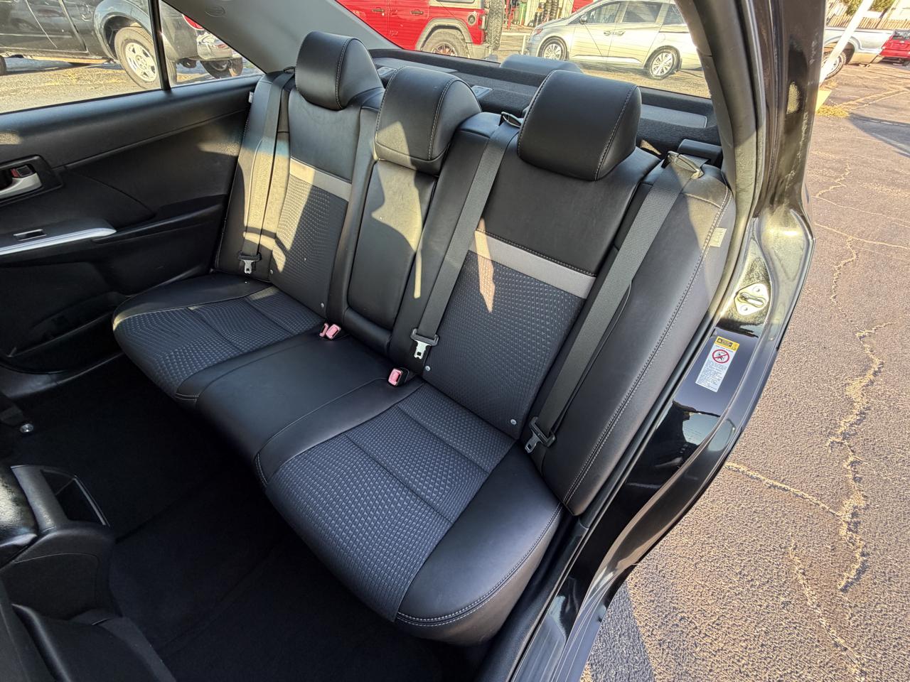 Toyota Camry SE 2014