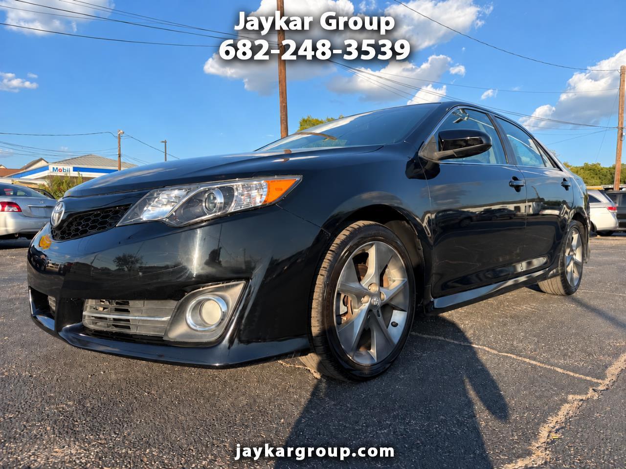 Toyota Camry SE 2014
