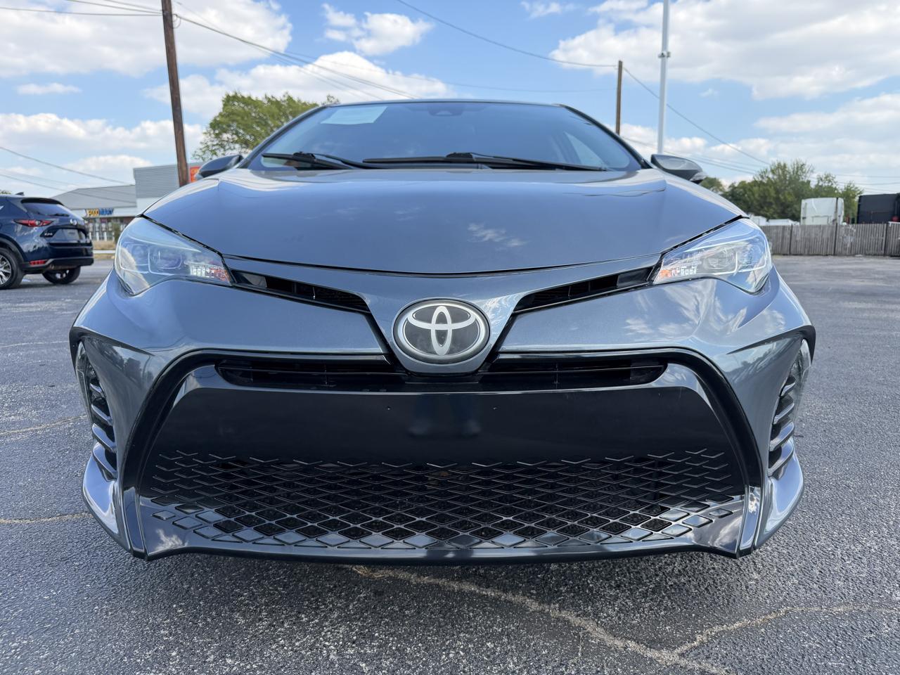 Toyota Corolla XSE CVT 2017