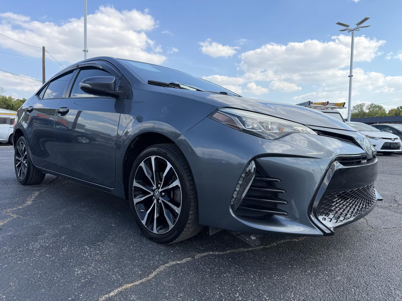 Toyota Corolla XSE CVT 2017