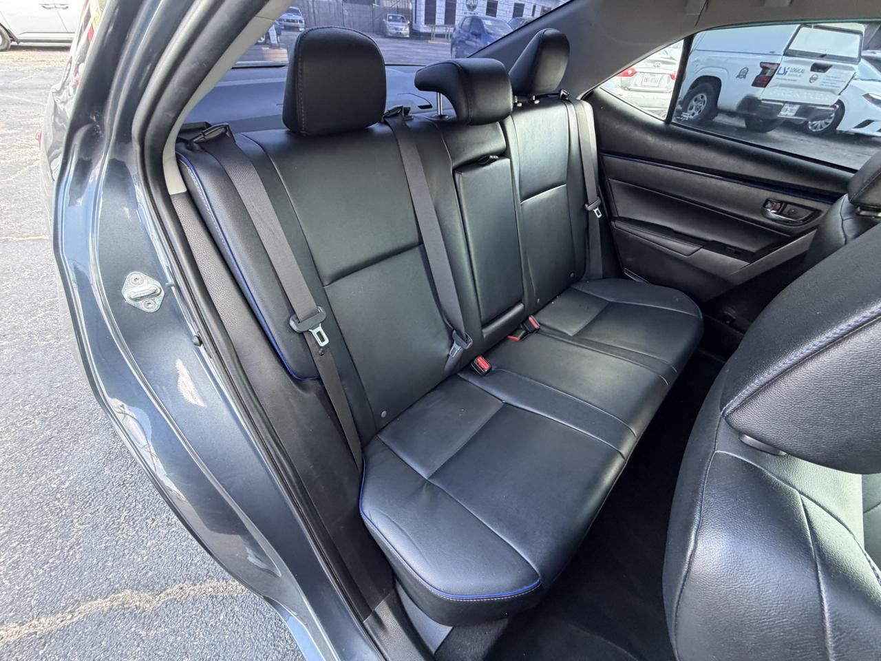 Toyota Corolla XSE CVT 2017