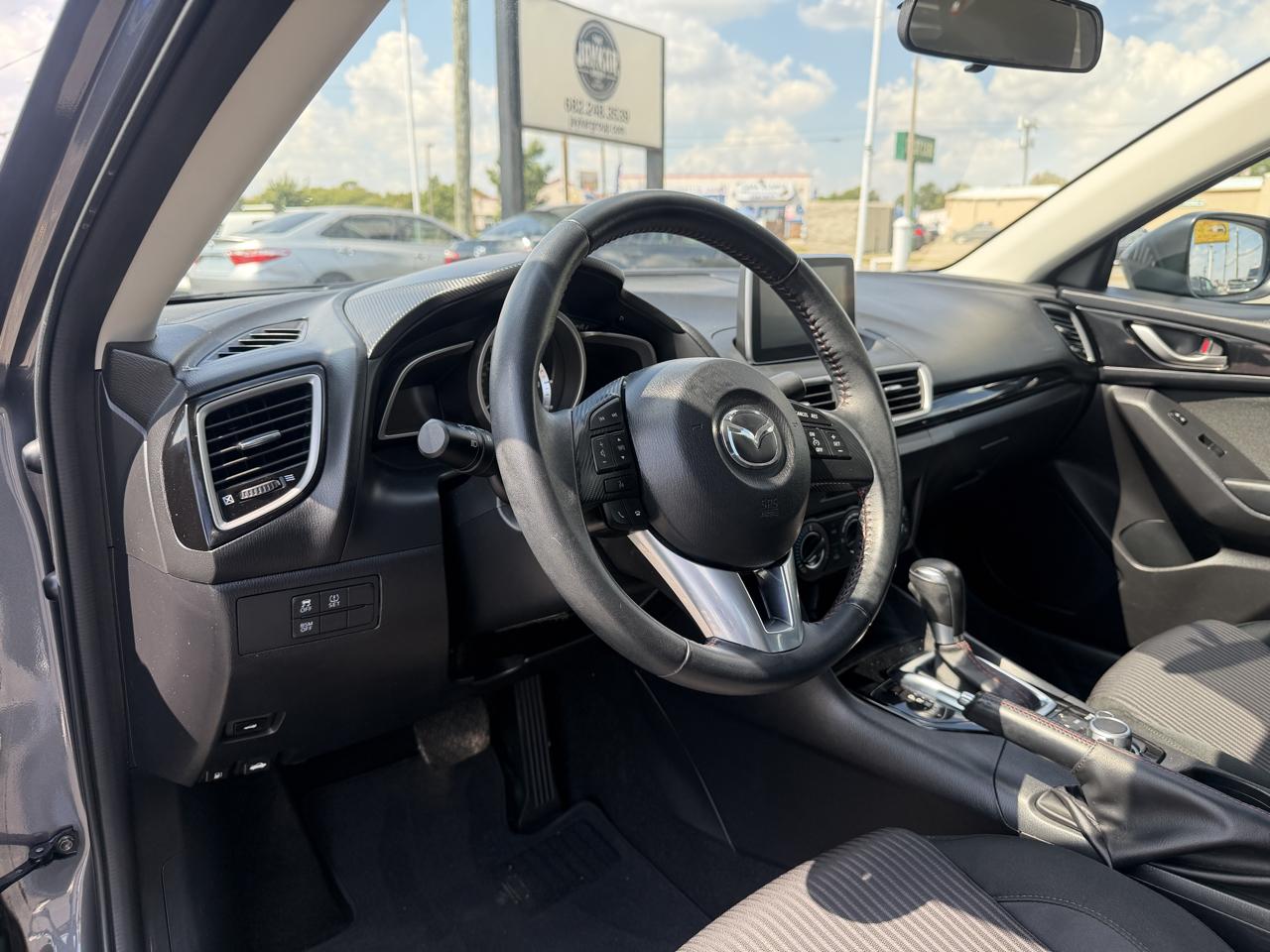 Mazda MAZDA3 i Touring AT 4-Door 2015