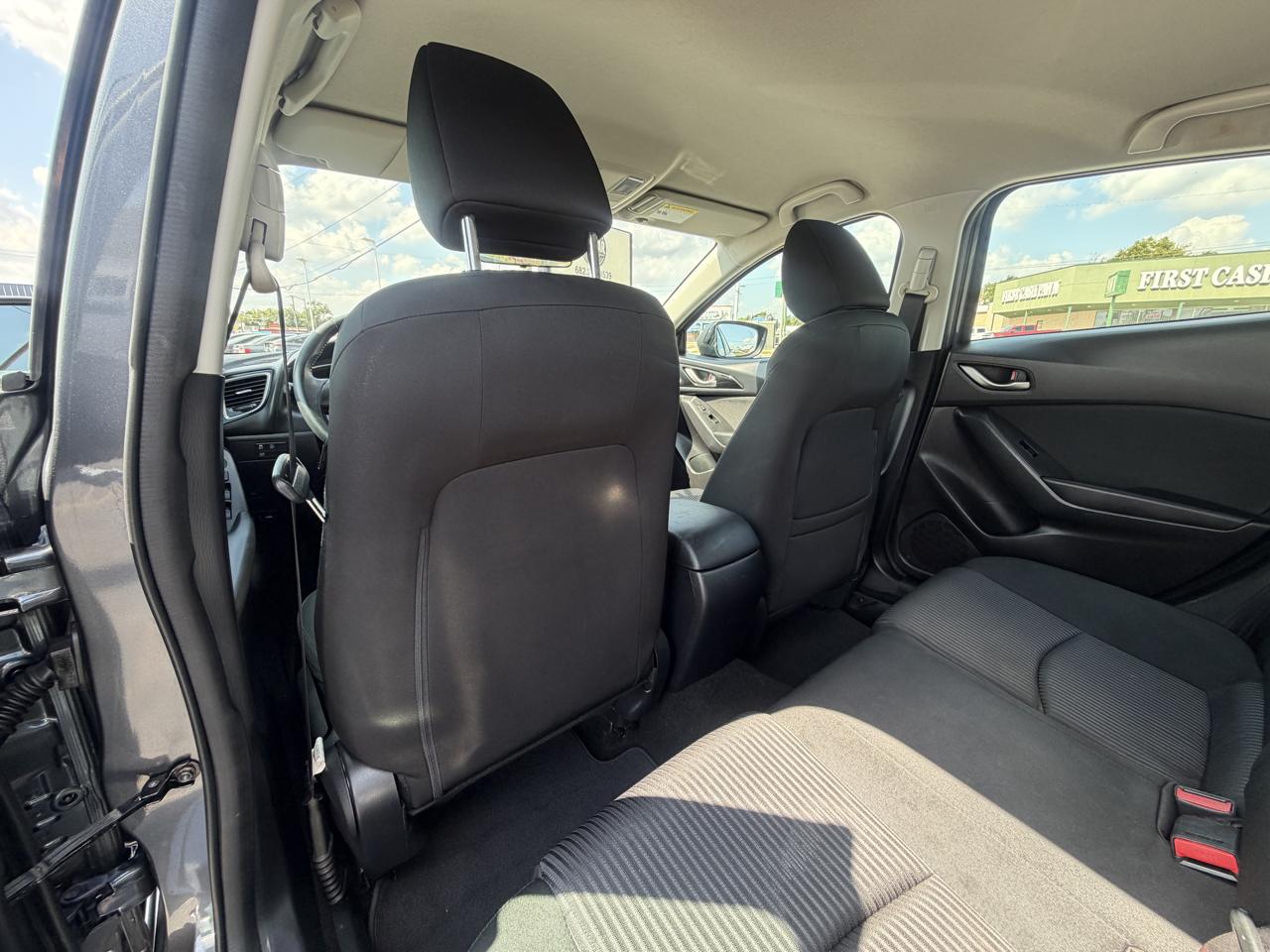 Mazda MAZDA3 i Touring AT 4-Door 2015