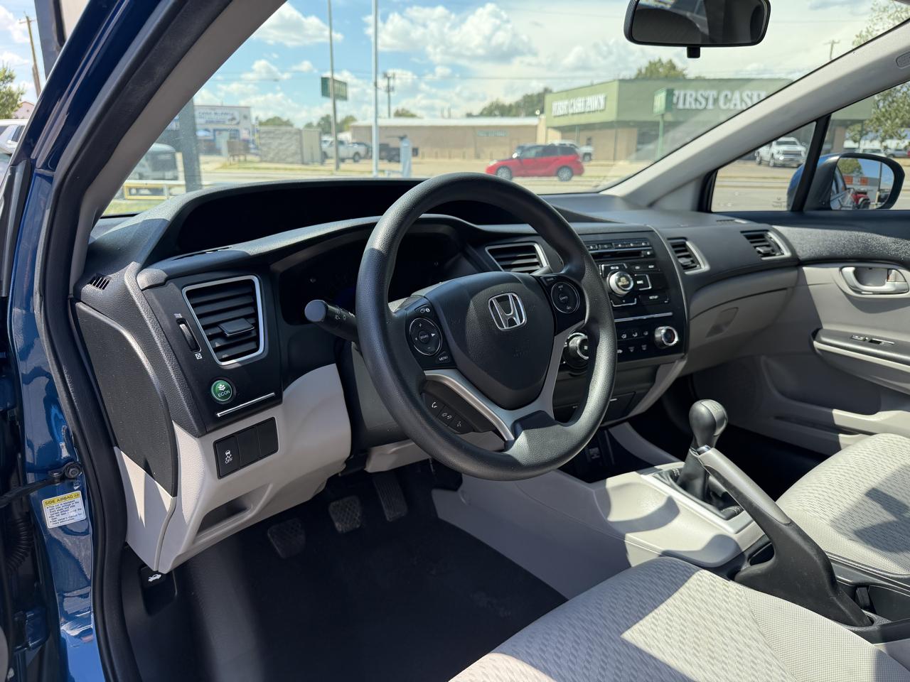 Honda Civic LX Sedan 5-Speed MT 2014