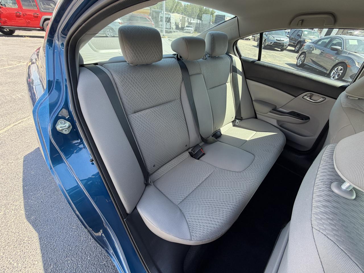 Honda Civic LX Sedan 5-Speed MT 2014