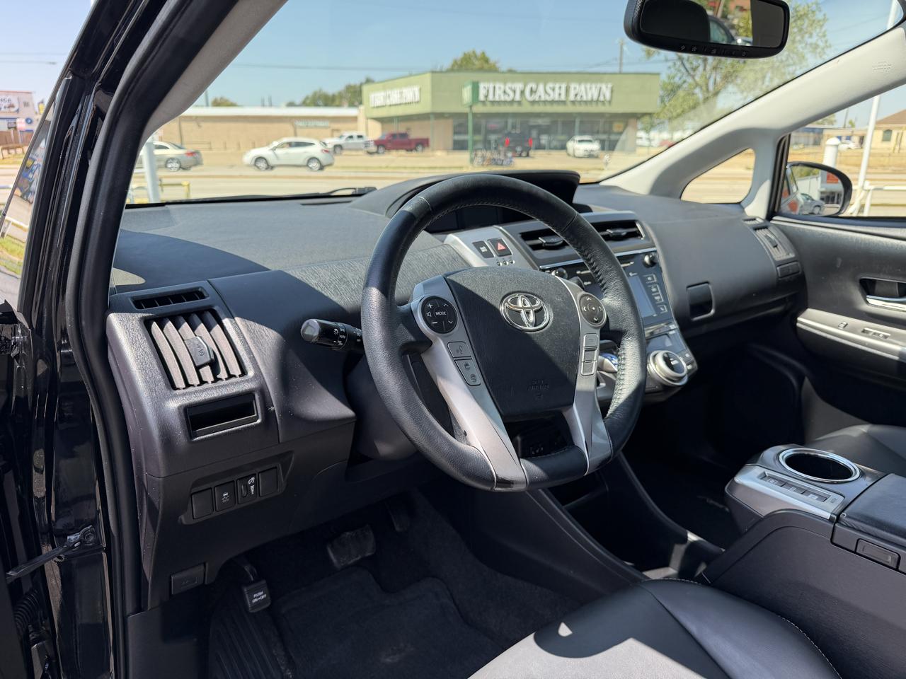 Toyota Prius V Five 2015
