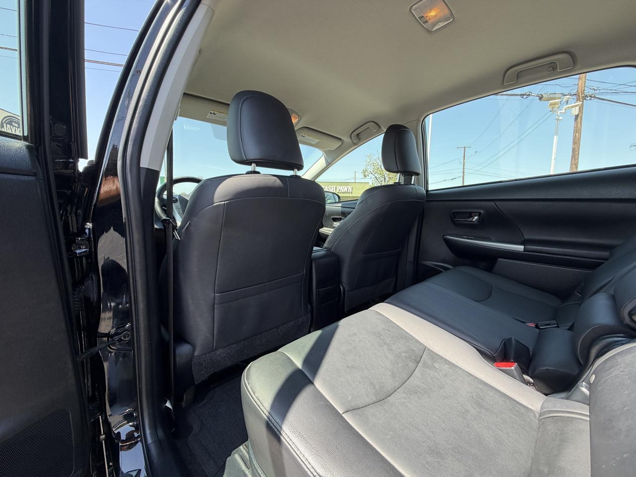 Toyota Prius V Five 2015