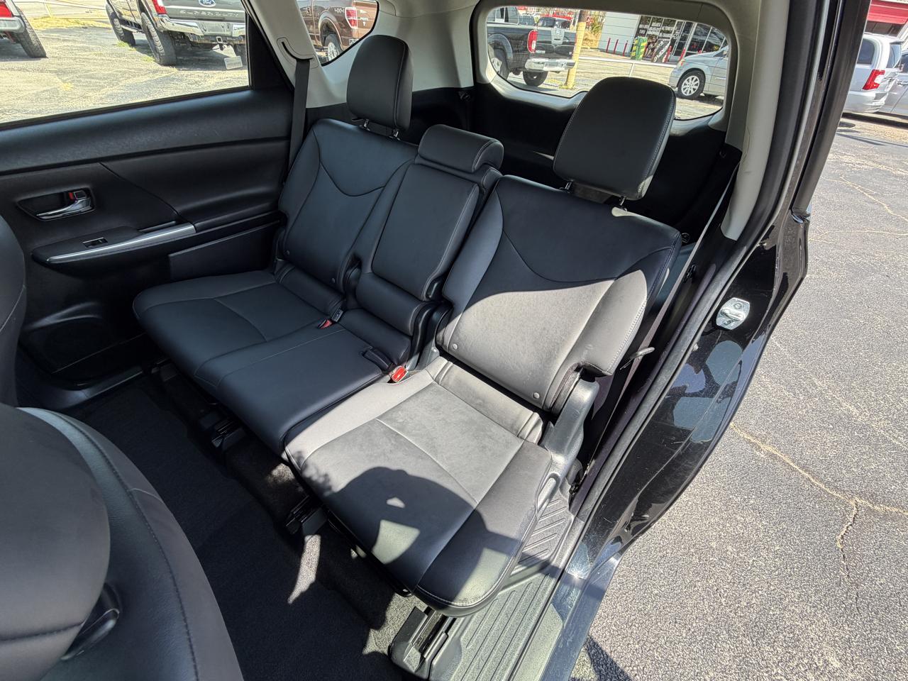 Toyota Prius V Five 2015