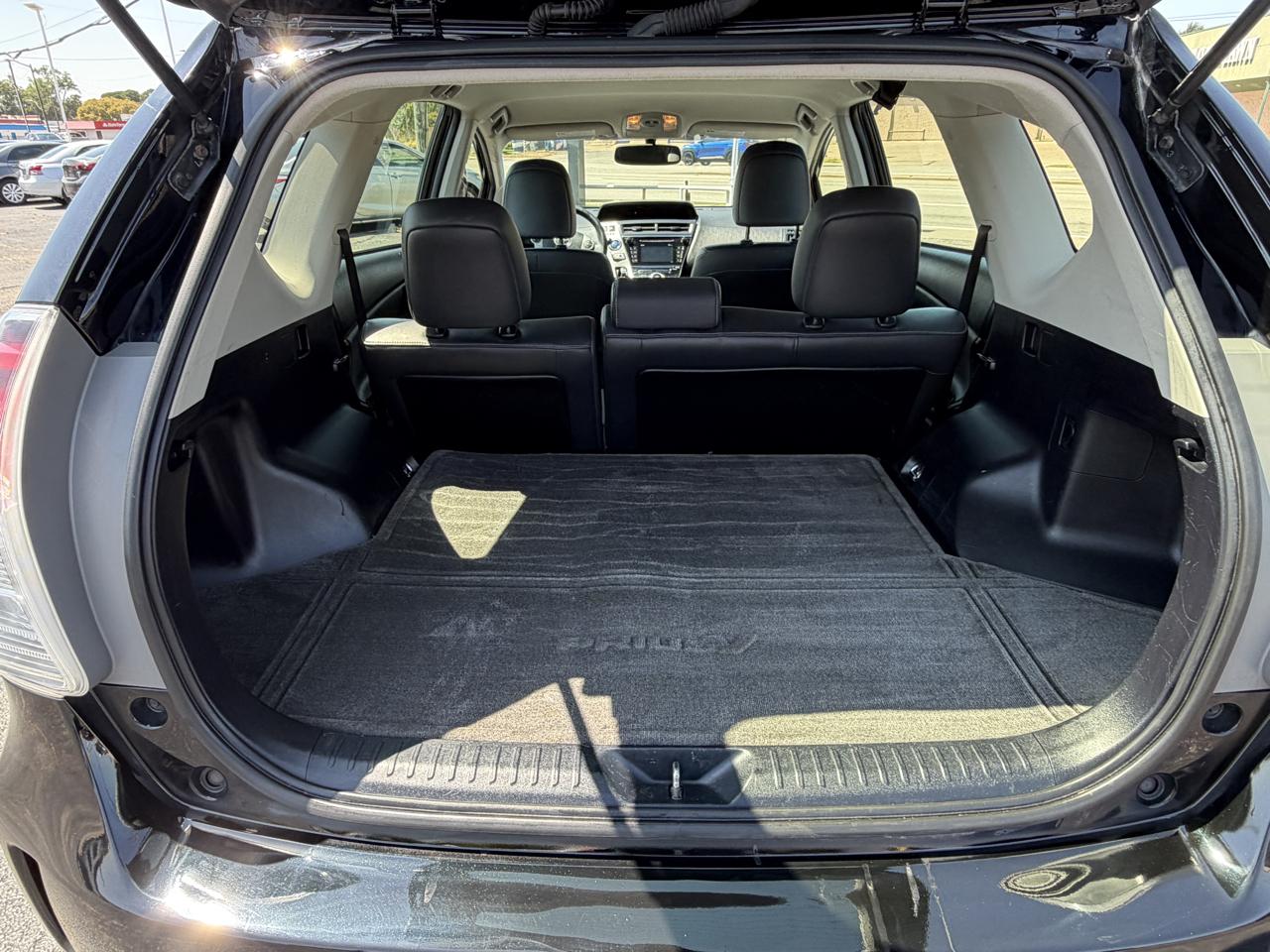 Toyota Prius V Five 2015