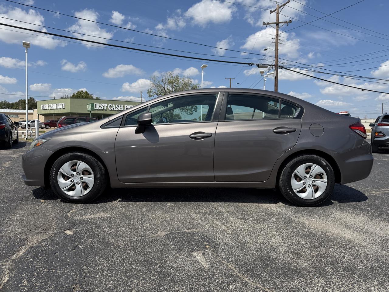 Honda Civic LX Sedan 5-Speed AT 2013