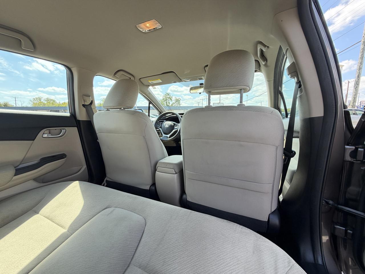 Honda Civic LX Sedan 5-Speed AT 2013