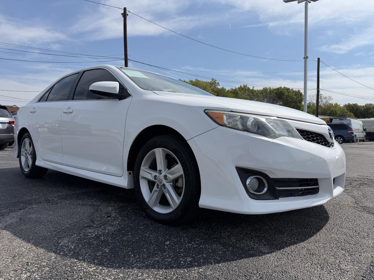 Toyota Camry SE 2014