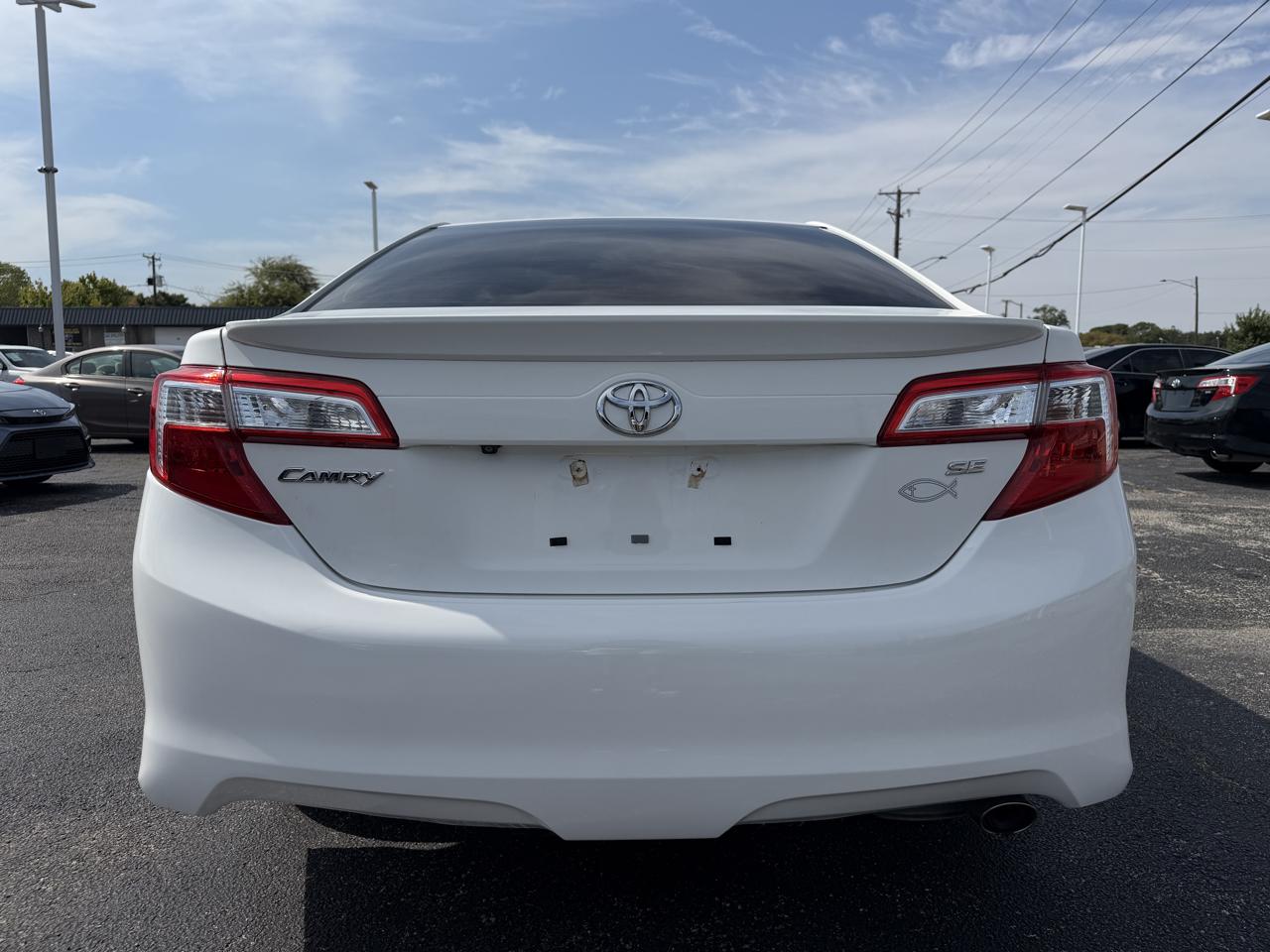 Toyota Camry SE 2014