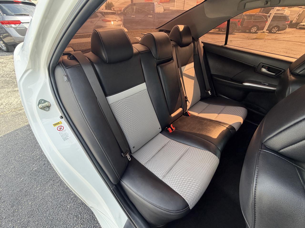 Toyota Camry SE 2014