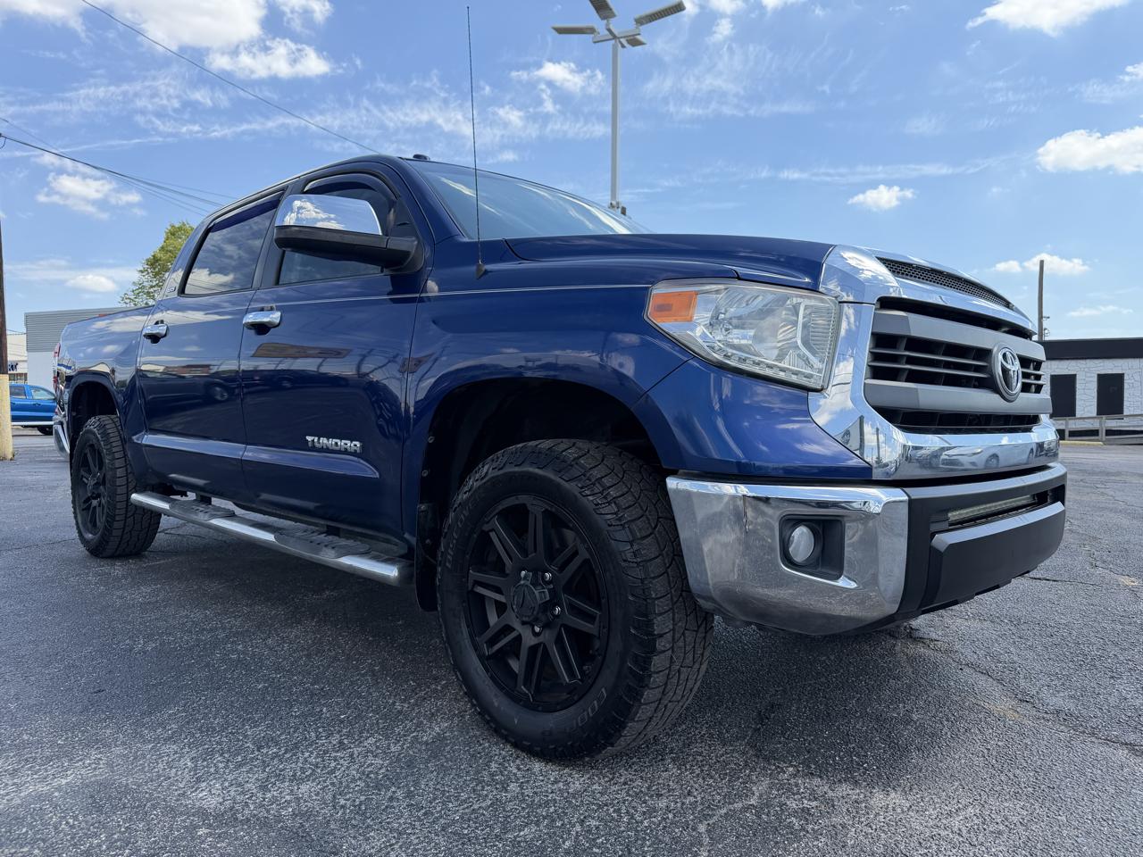 Toyota Tundra SR5 4.6L V8 CrewMax 2WD 2014