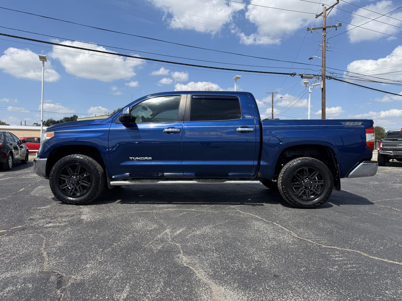 Toyota Tundra SR5 4.6L V8 CrewMax 2WD 2014