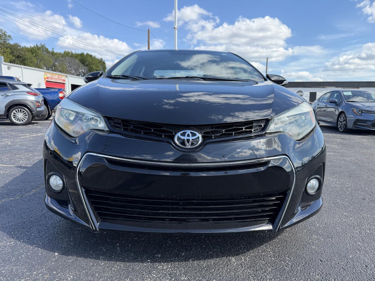 Toyota Corolla S Plus 4D Sedan 2014