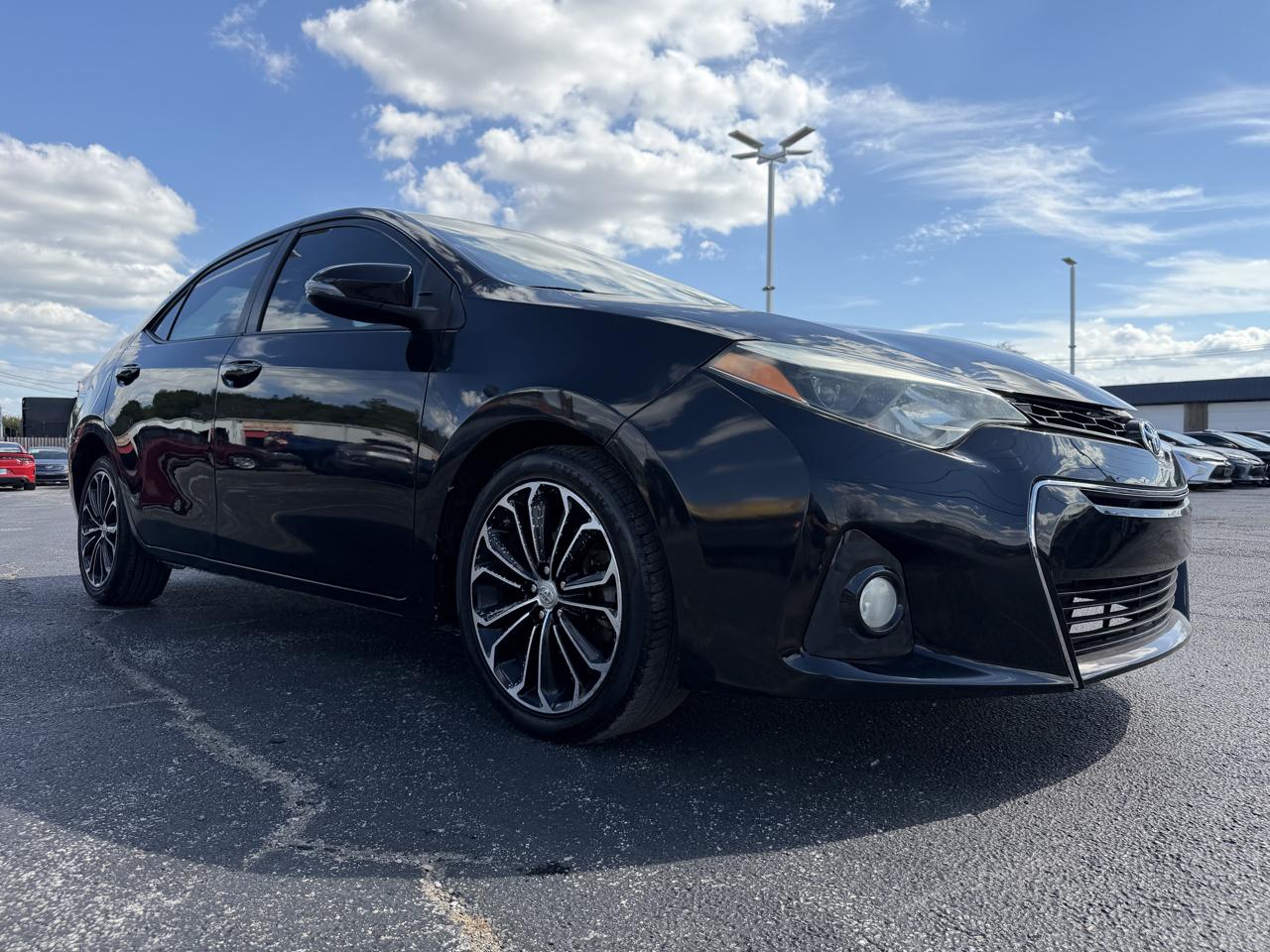 Toyota Corolla S Plus 4D Sedan 2014