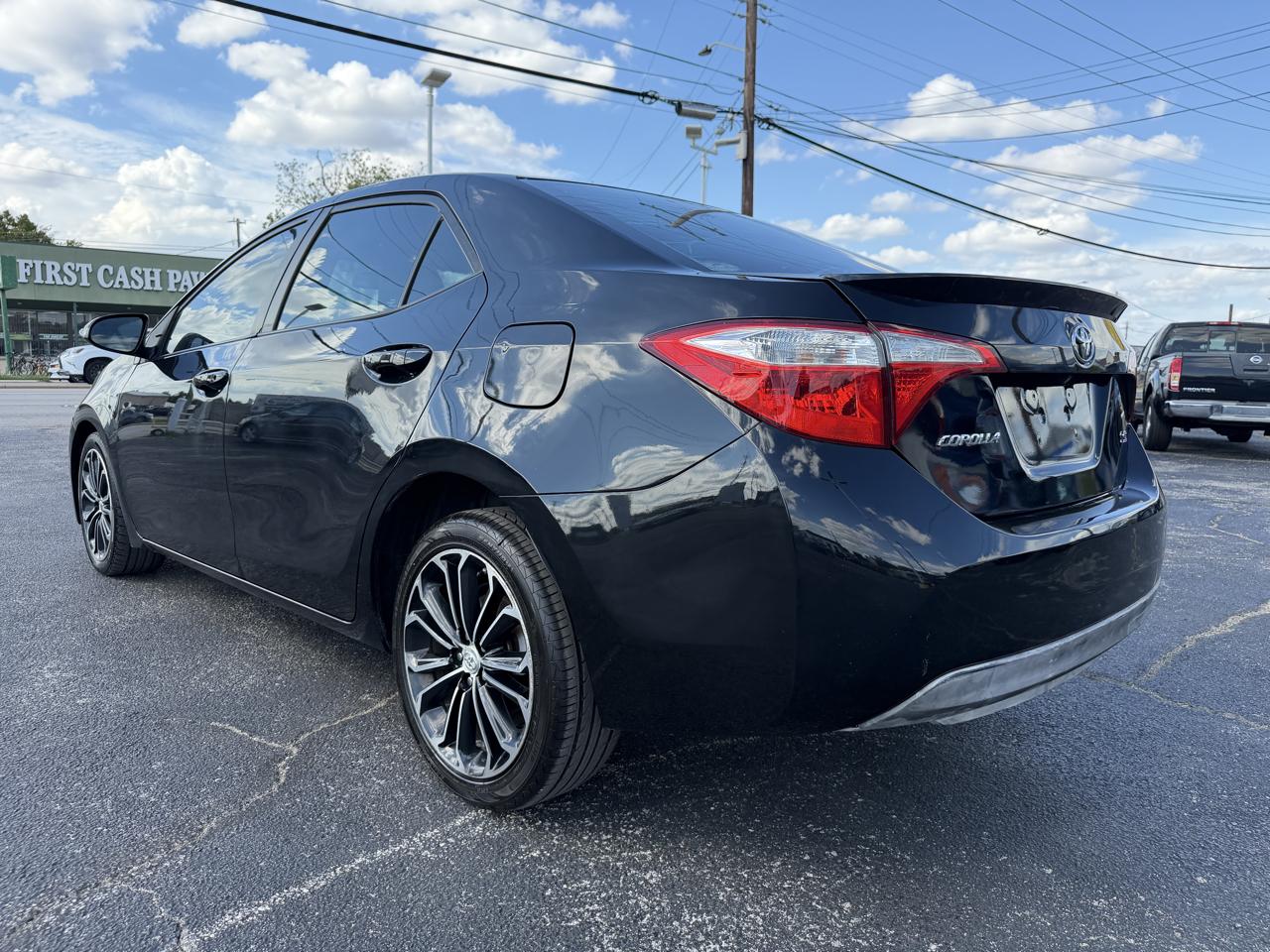 Toyota Corolla S Plus 4D Sedan 2014