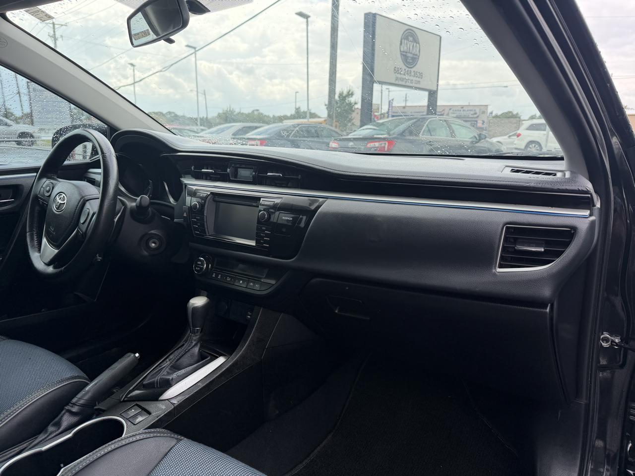 Toyota Corolla S Plus 4D Sedan 2014