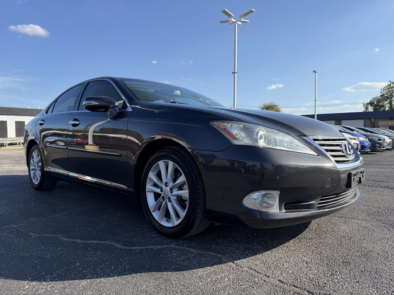 Lexus ES 350 Sedan 2012