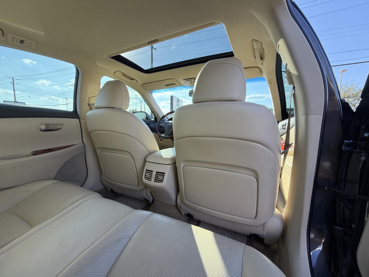 Lexus ES 350 Sedan 2012