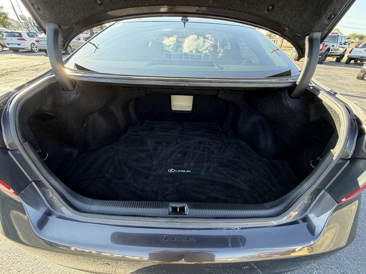 Lexus ES 350 Sedan 2012