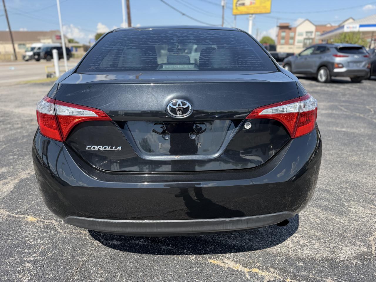 Toyota Corolla LE 2016