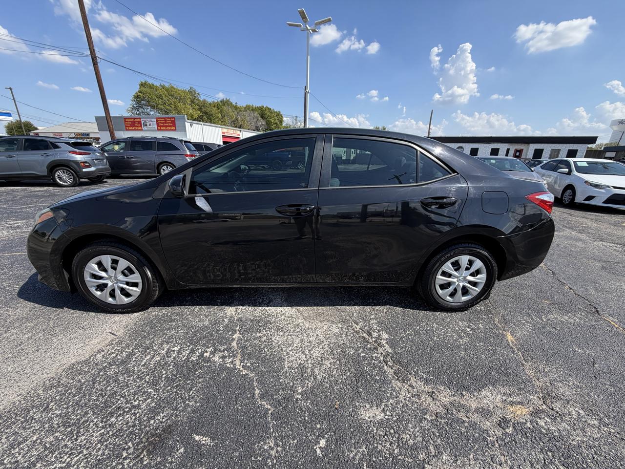 Toyota Corolla LE 2016