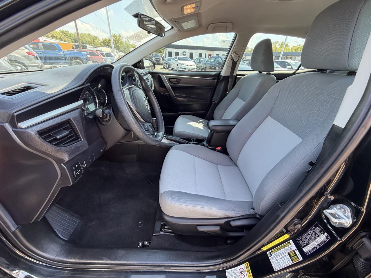 Toyota Corolla LE 2016