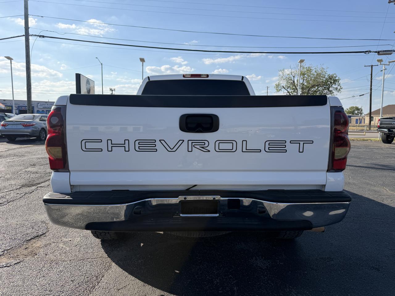 Chevrolet Silverado 1500 LS Long Bed 2WD 2003