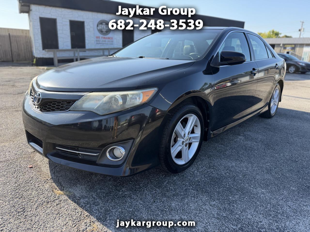 Toyota Camry SE 2012