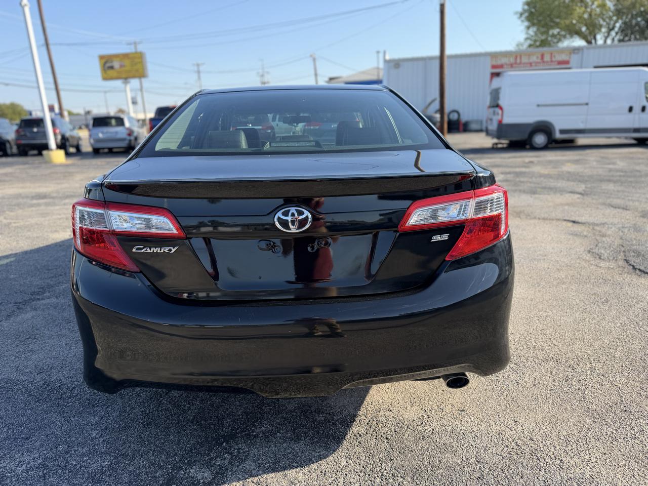 Toyota Camry SE 2012