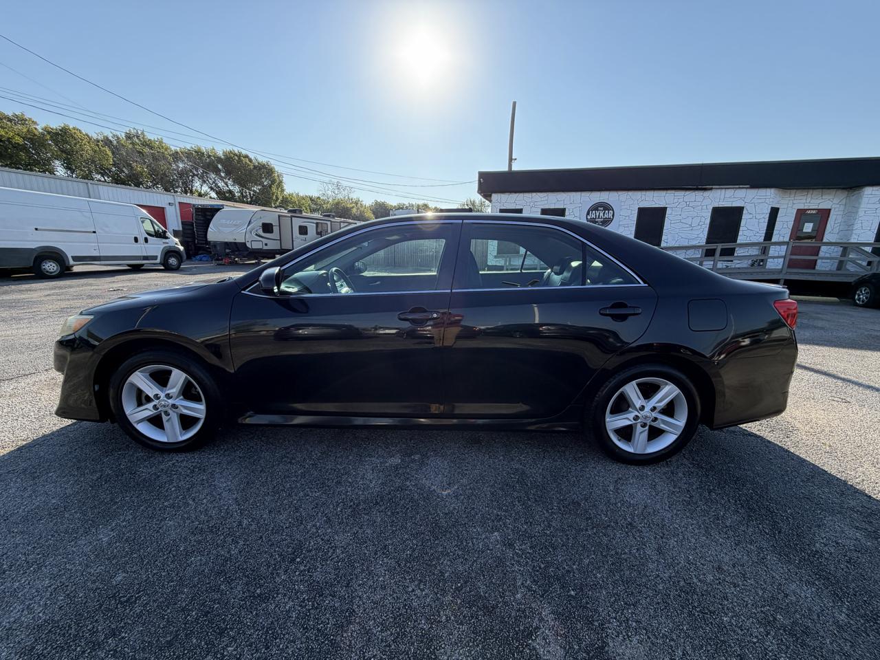 Toyota Camry SE 2012