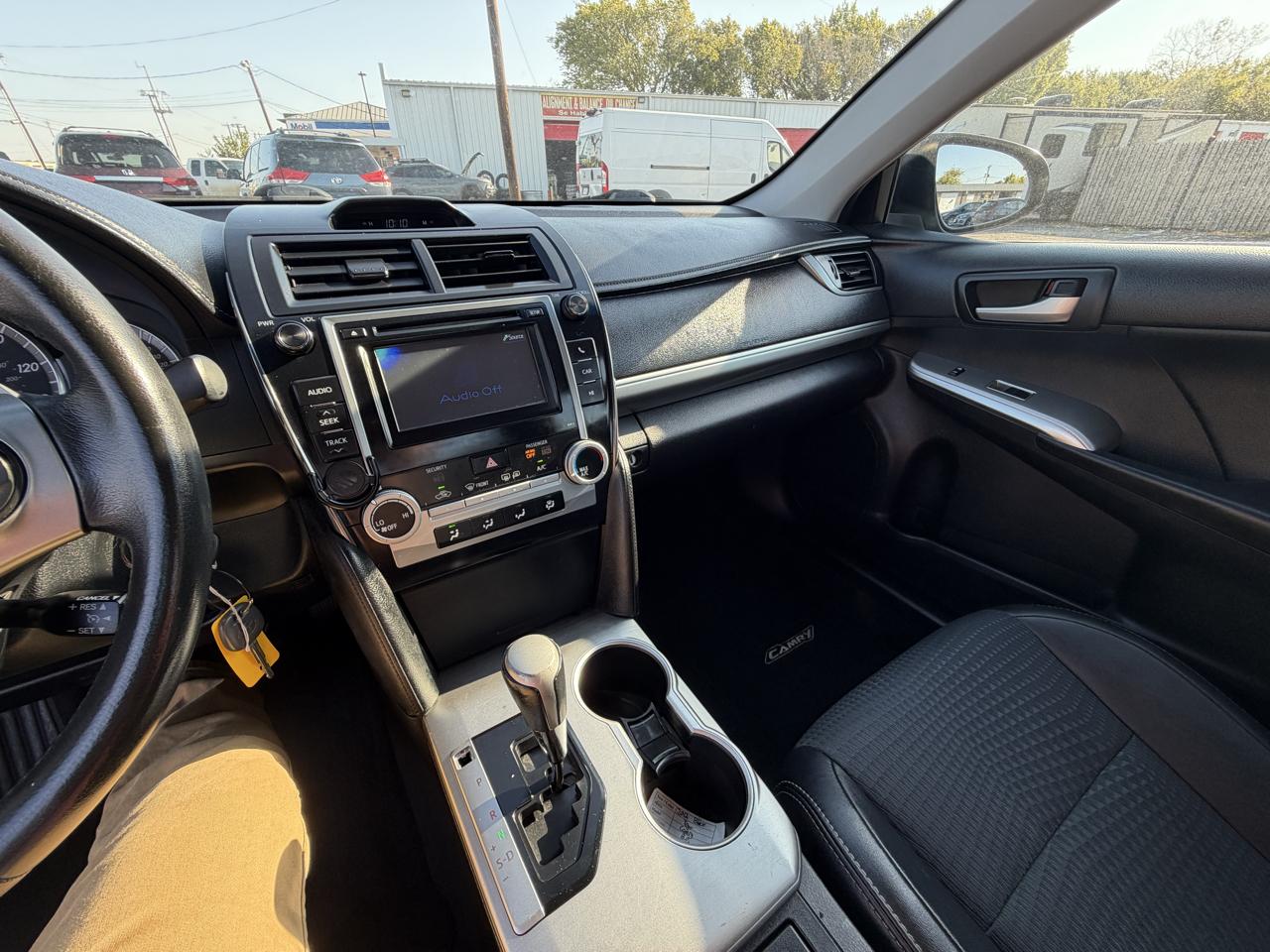 Toyota Camry SE 2012
