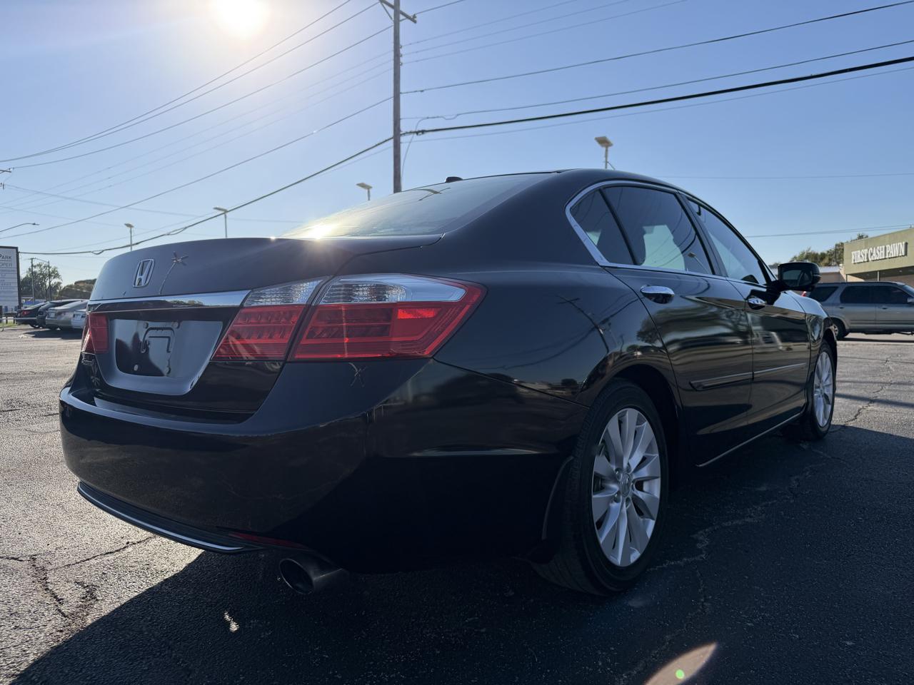 Honda Accord EX-L Sedan AT with XM Radio 2013