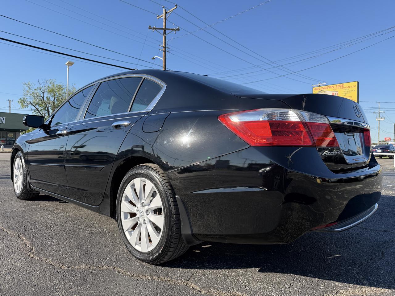 Honda Accord EX-L Sedan AT with XM Radio 2013