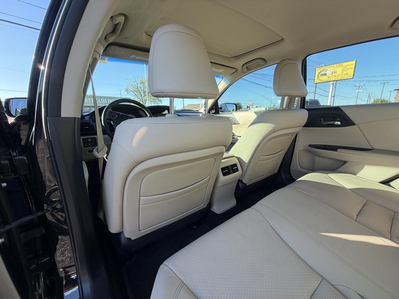 Honda Accord EX-L Sedan AT with XM Radio 2013
