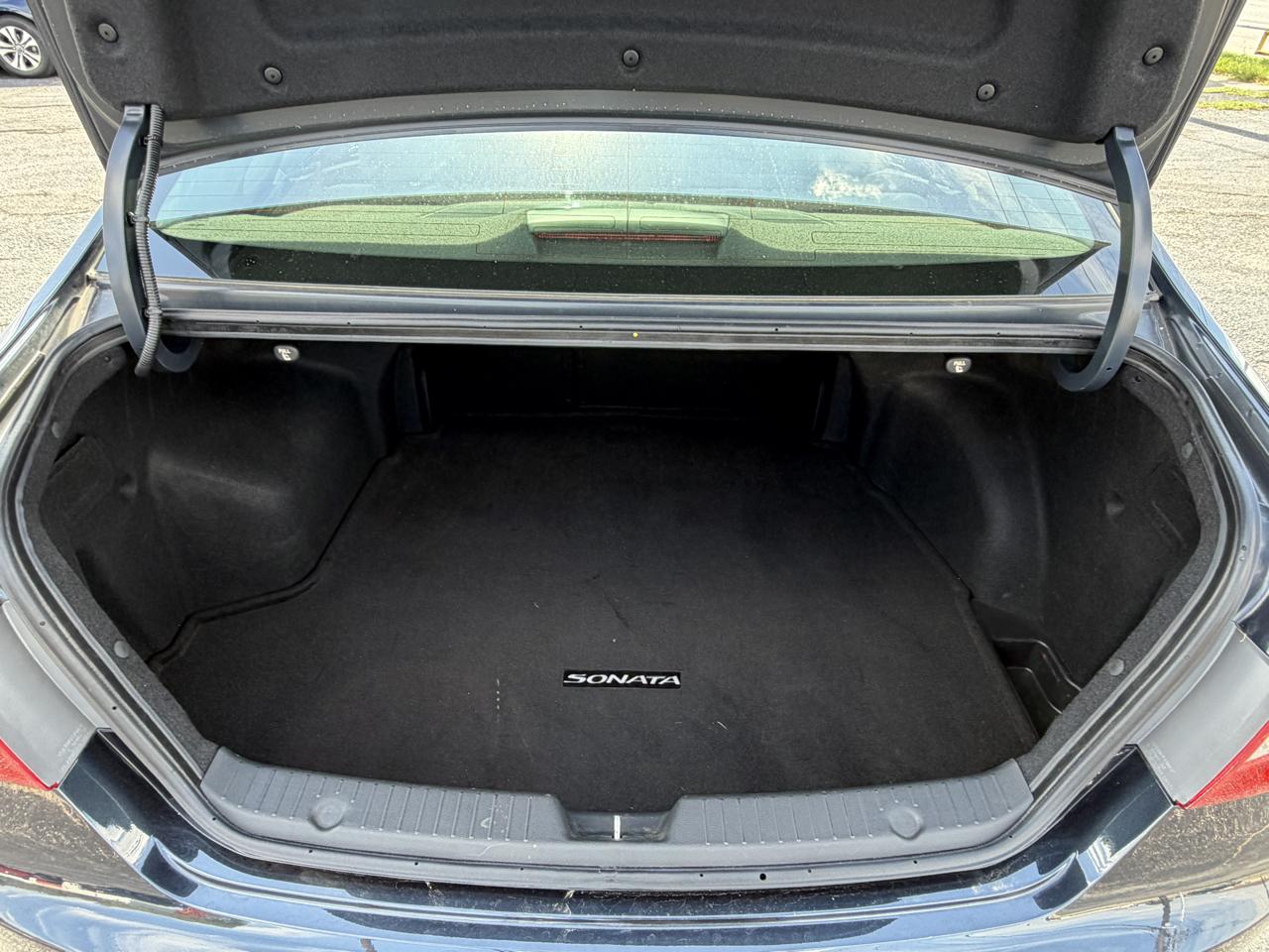 Hyundai Sonata Limited 2011