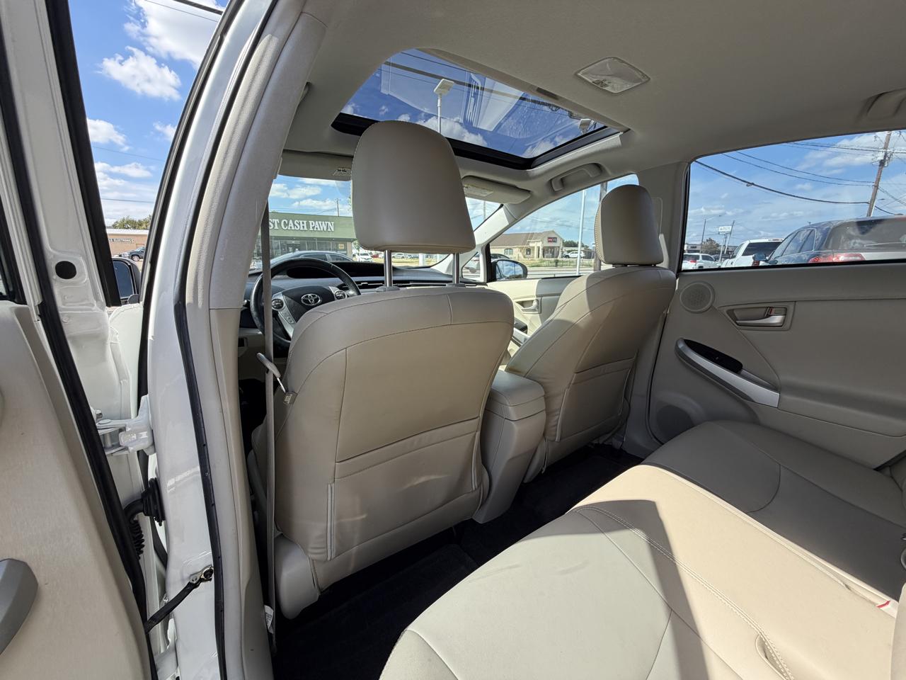 Toyota Prius Four 2013