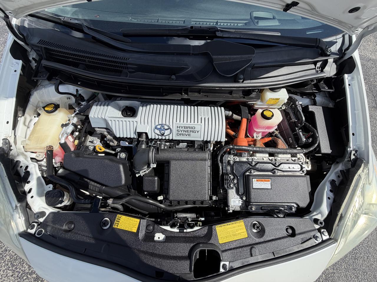 Toyota Prius Four 2013