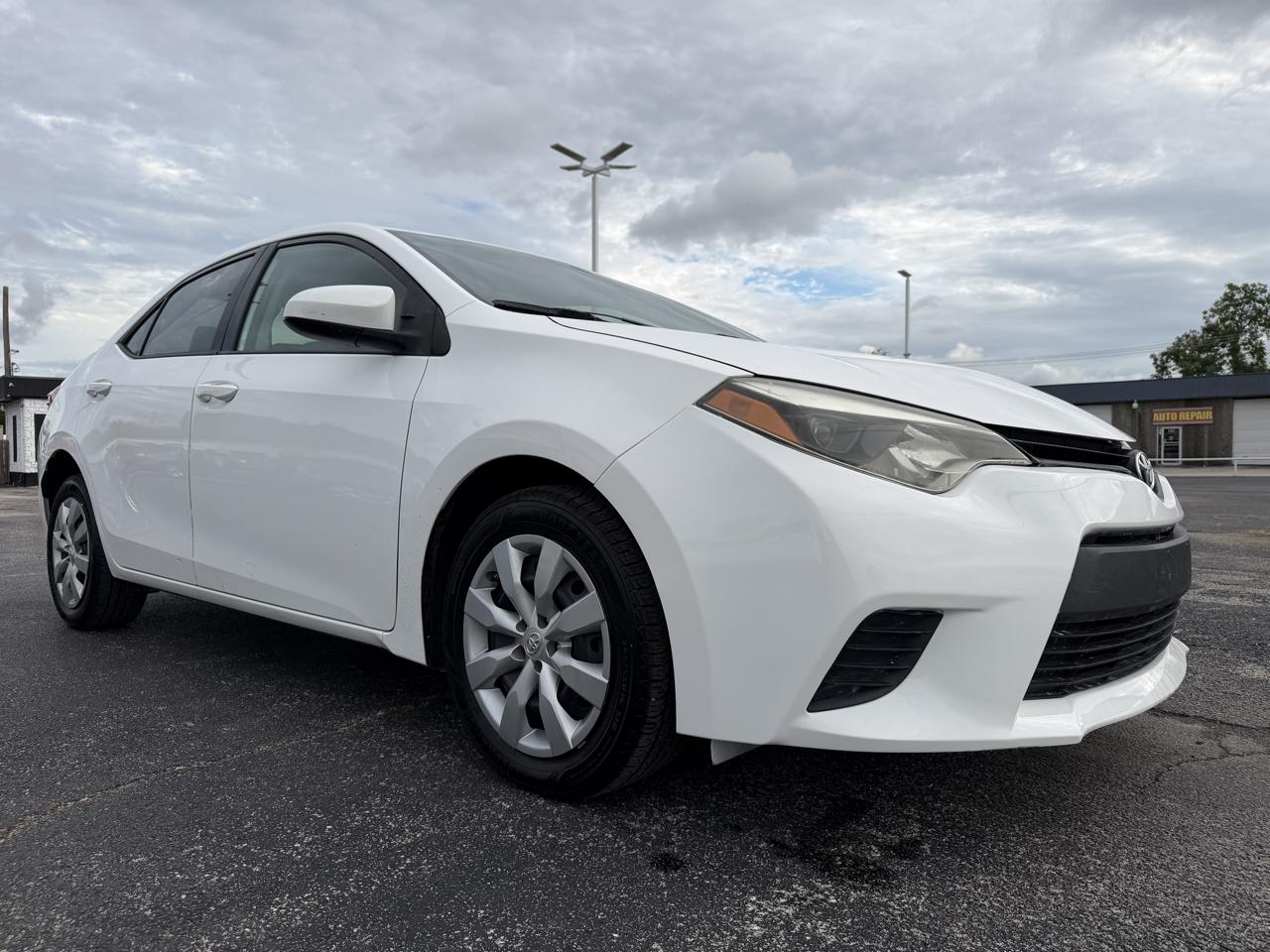 Toyota Corolla LE 2014