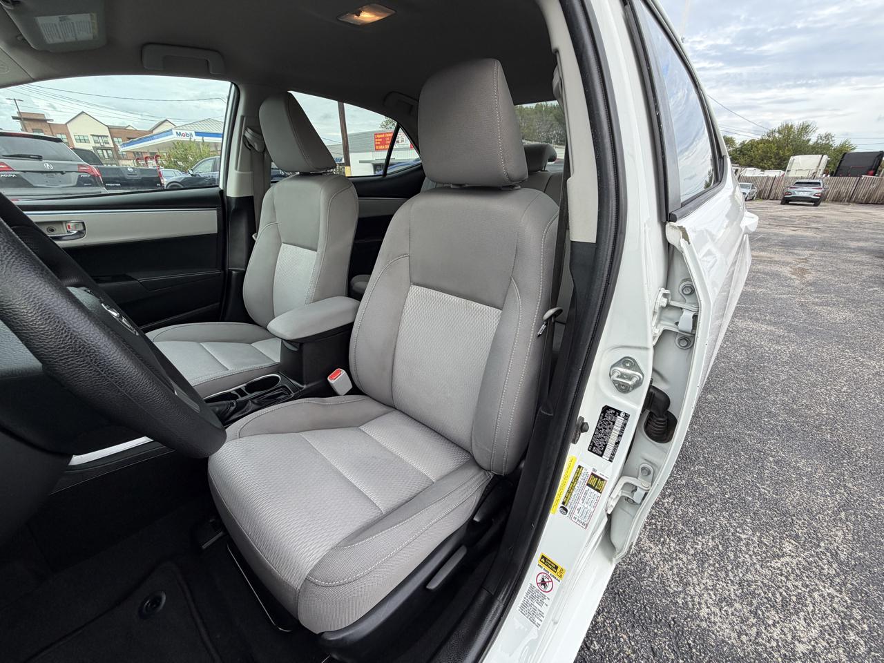 Toyota Corolla LE 2014